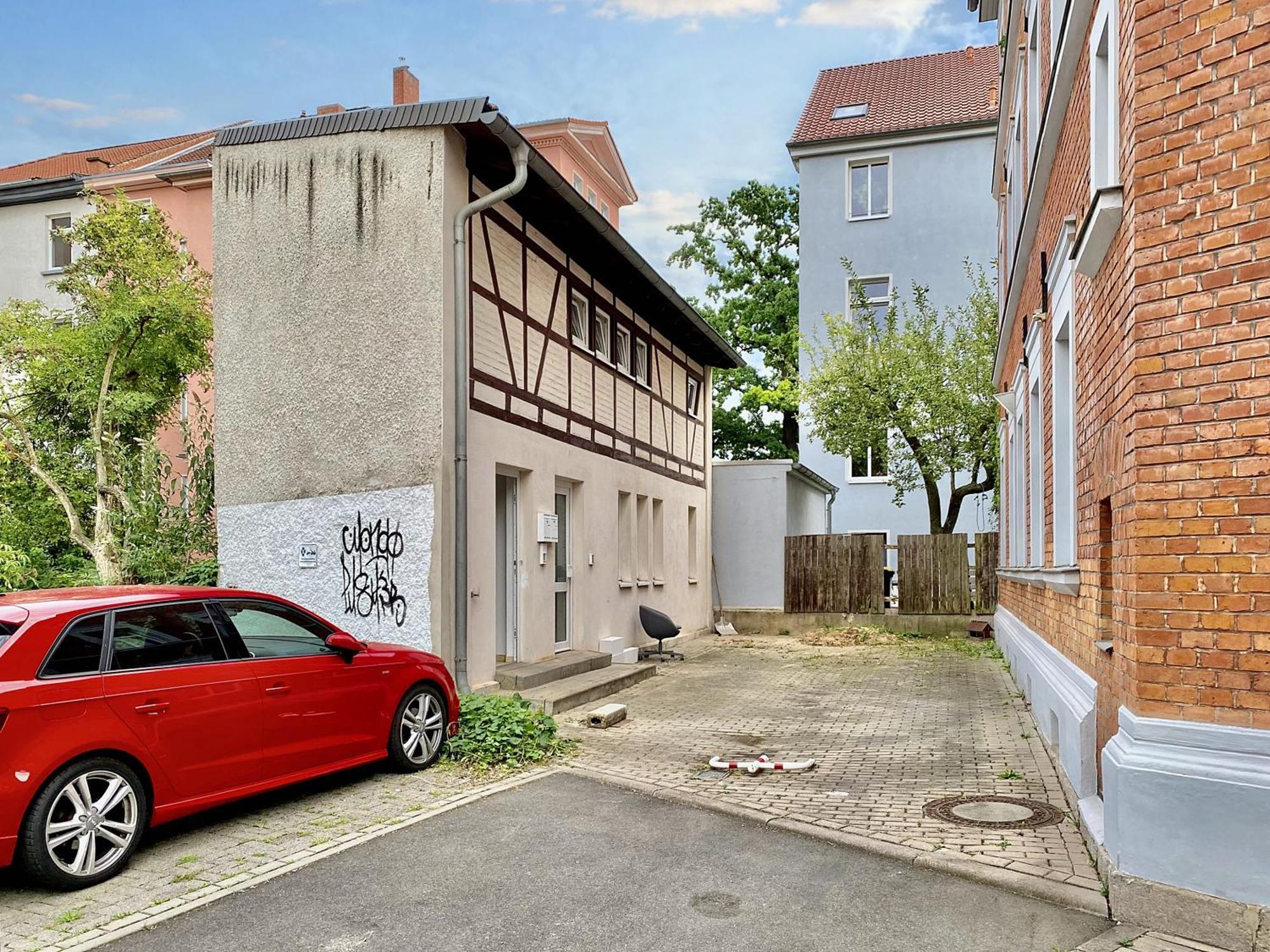 Die Remise Mit Kostenlosem Parkplatz Direkt Vor Der Tuer แอร์ฟวร์ท ภายนอก รูปภาพ