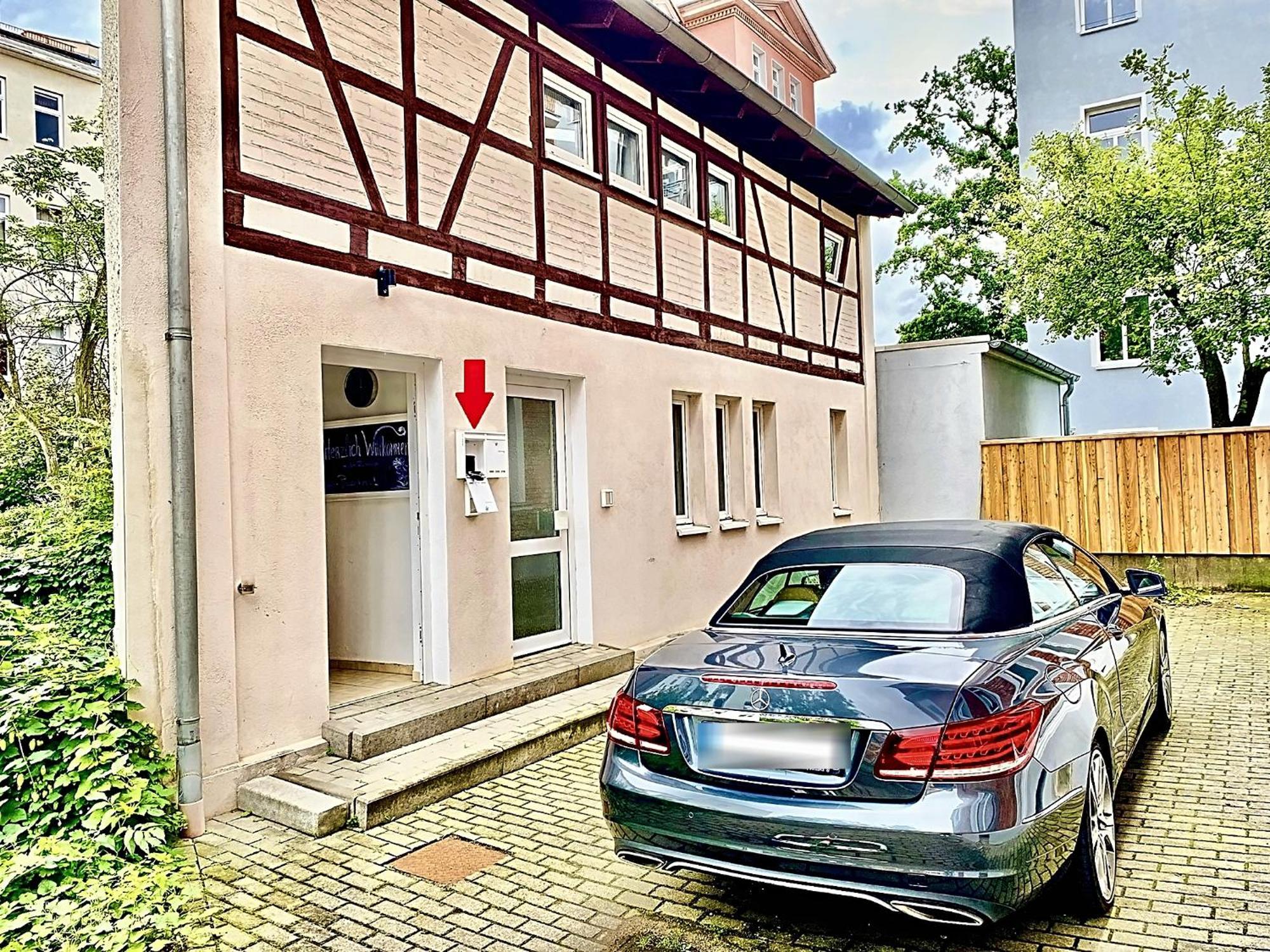 Die Remise Mit Kostenlosem Parkplatz Direkt Vor Der Tuer แอร์ฟวร์ท ภายนอก รูปภาพ